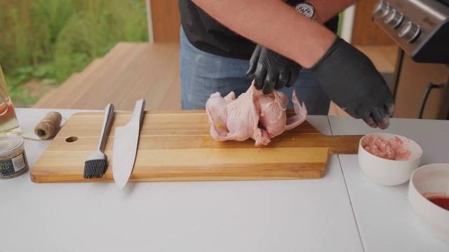 Рецепт курицы на вертеле готовим на  гриле WEBER.