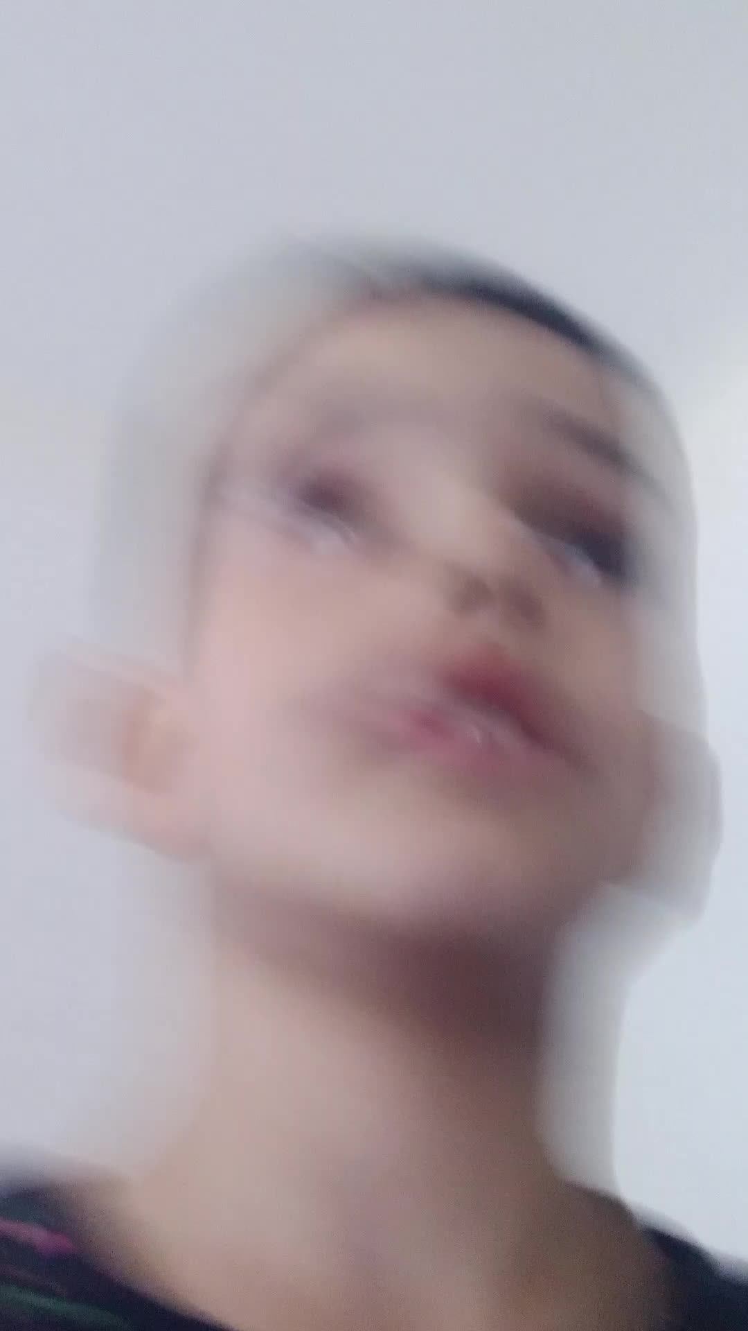 Е