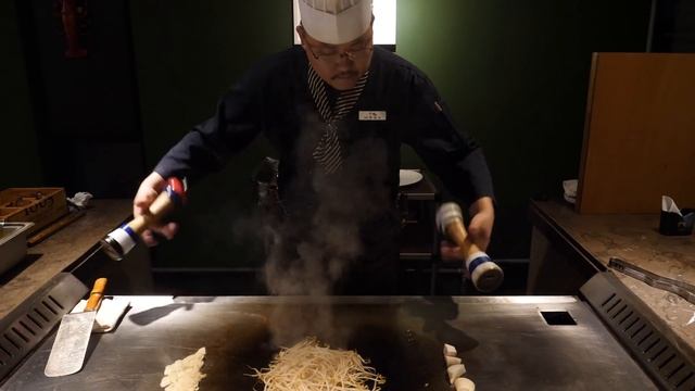 한국에 몇없는 철판 스테이크 달인 / amazing skill! teppanyaki steak master / korean food