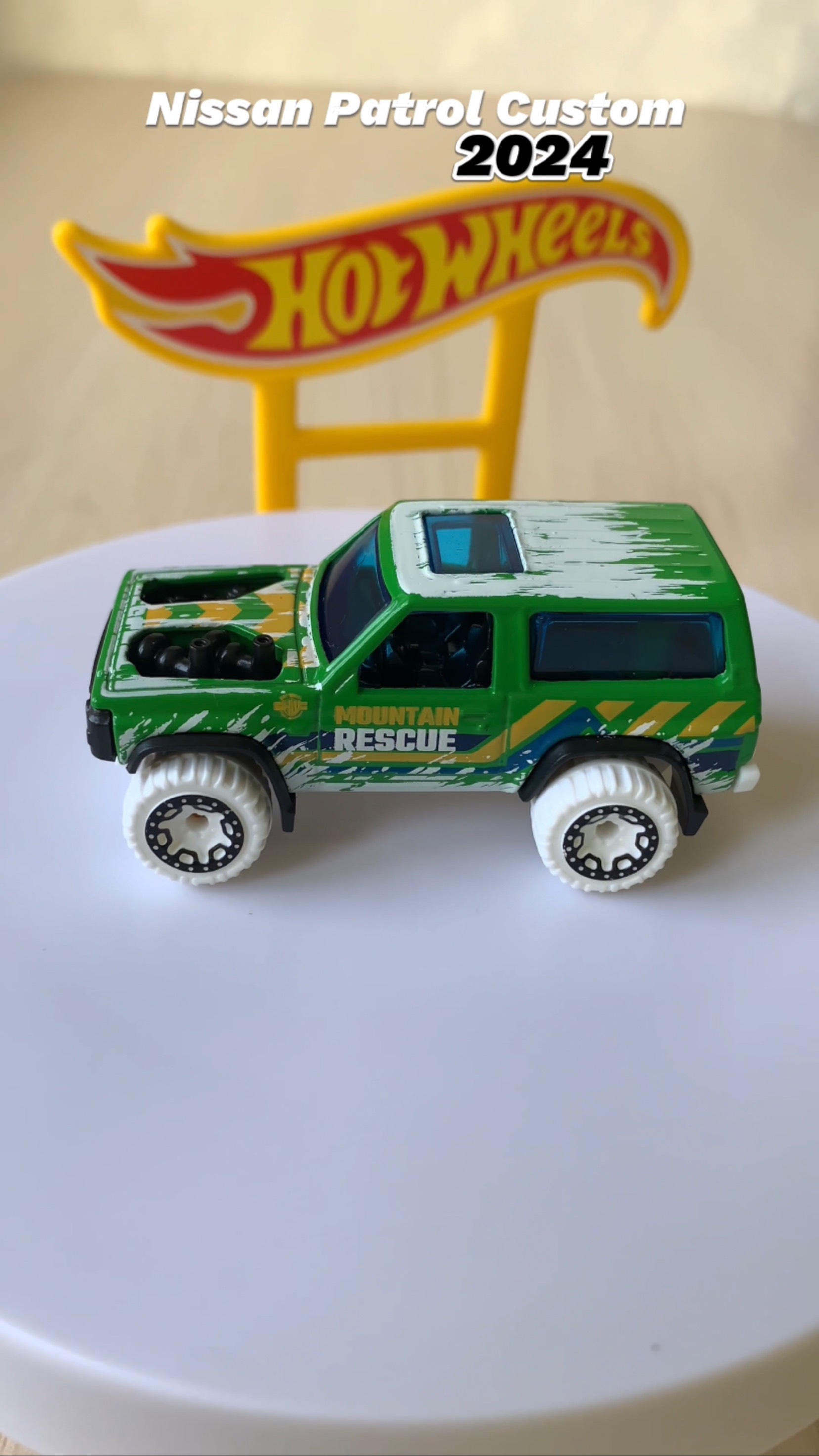 Hot wheels Nissan Patrol Custom 2024