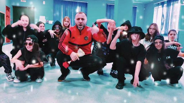 Black Mustang посетил танцевальную команду 
" New time"школа танца Эдельвейс