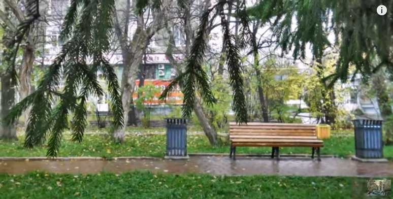 улицы Уралмаша, старый сквер на Орджоникидзе