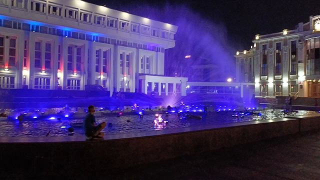 ПОЮЩИЙ и ТАНЦУЮЩИЙ ФОНТАН в ТАМБОВЕ # ОЧЕНЬ КРАСИВОЕ ЗРЕЛИЩЕ.