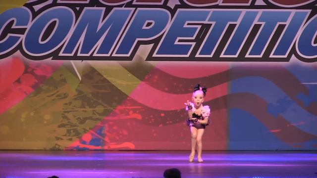 5 YEAR OLD EVERLEIGHS 1ST DANCE COMPETITION SOLO!!! she wins first place!