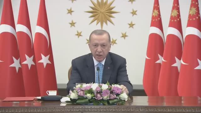 Эрдоган поблагодарил Путина за вклад в сооружение АЭС Аккую.mp4