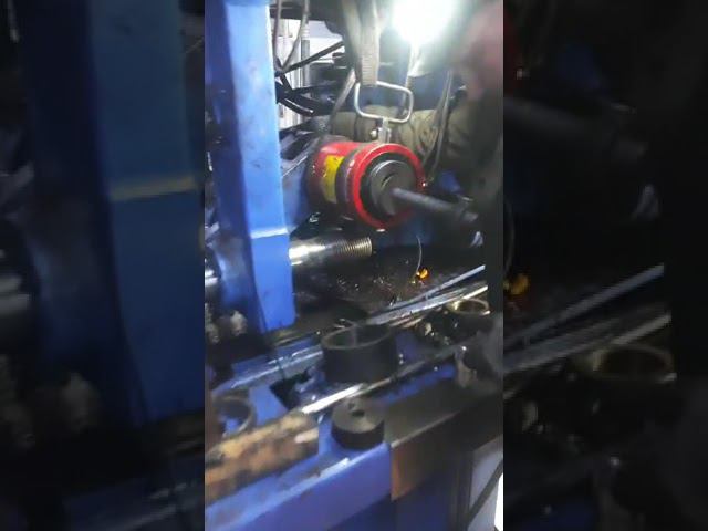 Полый домкрат для выпрессовки втулок пальцев - термопластавтомат