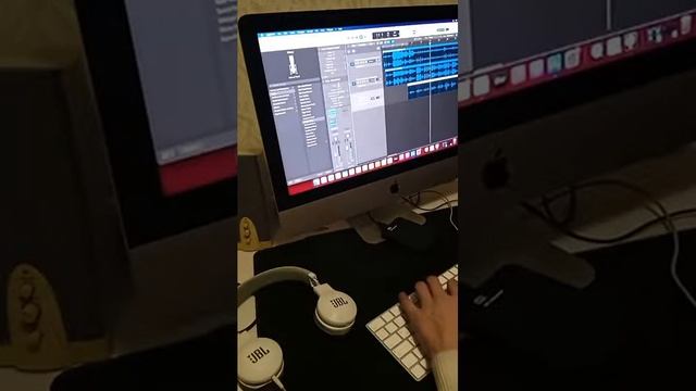 Сведение голоса на Logic Pro!