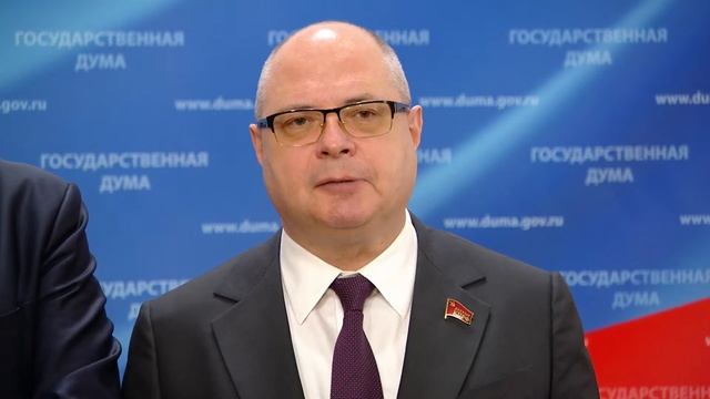 20.04.2023. Пресс-подход представителей фракций Государственной Думы