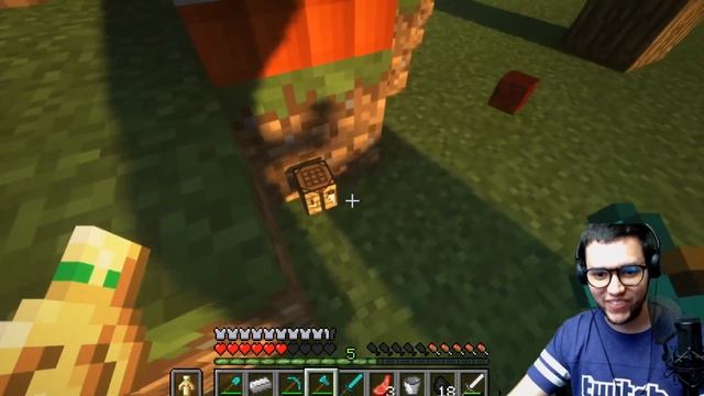 Break a Minecraft Block and EVERYTHING Random Spawns! Spawns Diamonds, Lava, Monsters, Animals, etc