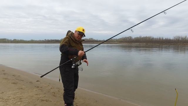 Использование сподовой  снасти в фидерной ловле- Shimano TX Spod