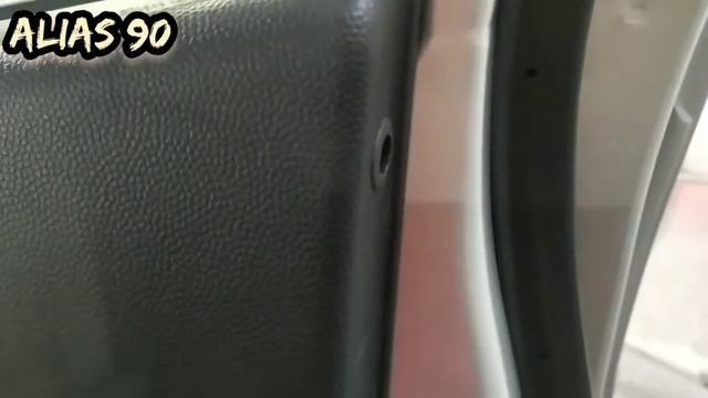 как снять обшивку двери на Hyundai ix35 /how to remove the door trim on a Hyundai ix35