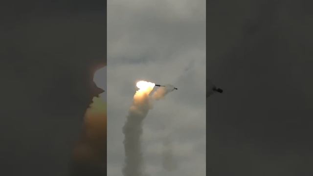 Рaкeтa «Оникс» полетела крошить ВСУ.
