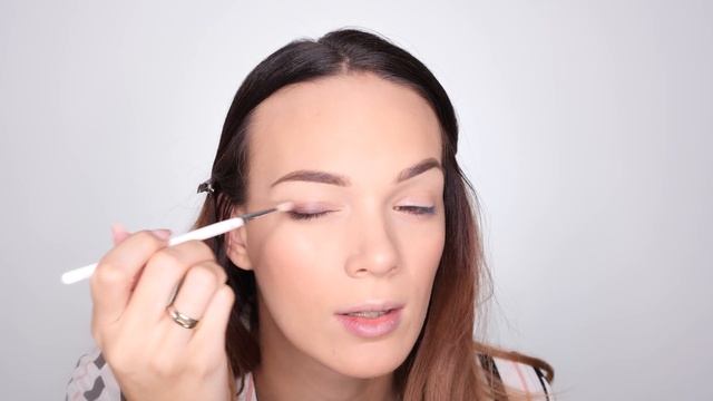 Sminkanje samo jednim brendom | Max Factor