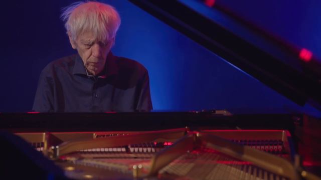 Reinbert de Leeuw - Erik Satie Gnossiennes 1-6 live TivoliVredenburg Utrecht