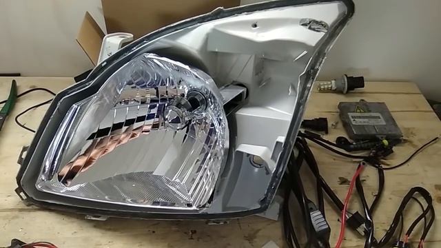 TOYOTA LAND CRUISER PRADO 120 тюнинг передних фар ретрофит, установка светодиодных линз Bi Led