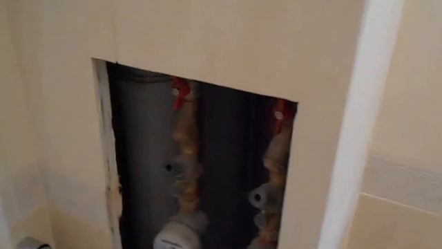 Дежавю :) формування силіконового шва + Встановлення бойлера та уніза.