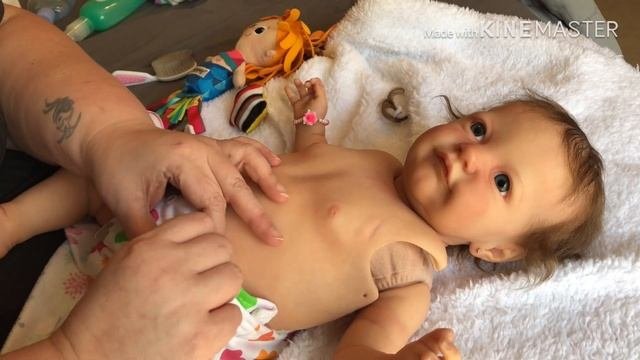 T-shirt and Diaper Tuesday with Hailee