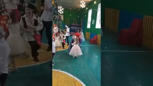 Наша весёлая песенка.Первоклассники