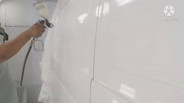 Toyota hiace Left side and right side quarter panel repaint