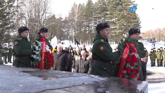Бюст Белобородова торжественно открыли в д. Ленино