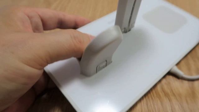 mophieのマルチ充電ハブ「mophie 3-in-1 Stand for MagSafe Charger」の紹介