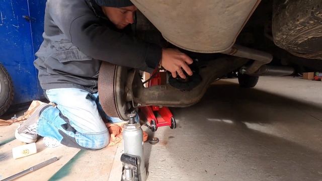 Offroad Upgrade höher, breiter VW T4, Spurplatten, Stoßdämpfer und Federn || #t4umbau
