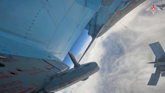 Уничтожение экипажами Су-34 противника сбросами ОФАБ-250