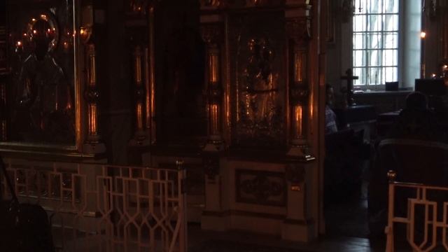 Неделя Крестопоклонная. Вынос  и поклонение Кресту