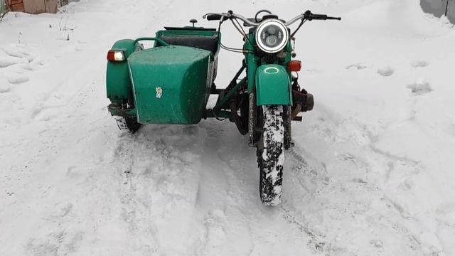 Запуск мотоцикла Урал зимой???