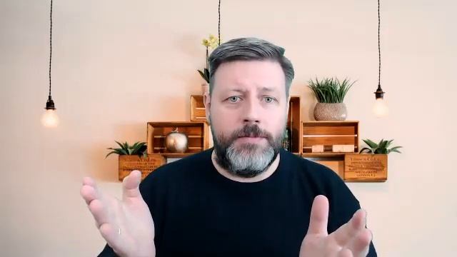 Интервью с бизнес-тренером. Как продать первый тренинг?