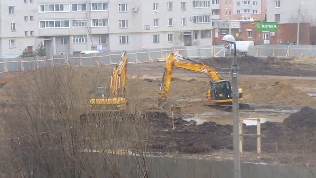 Разработка котлована Обухов под дом гусеничный экскаватор в аренду