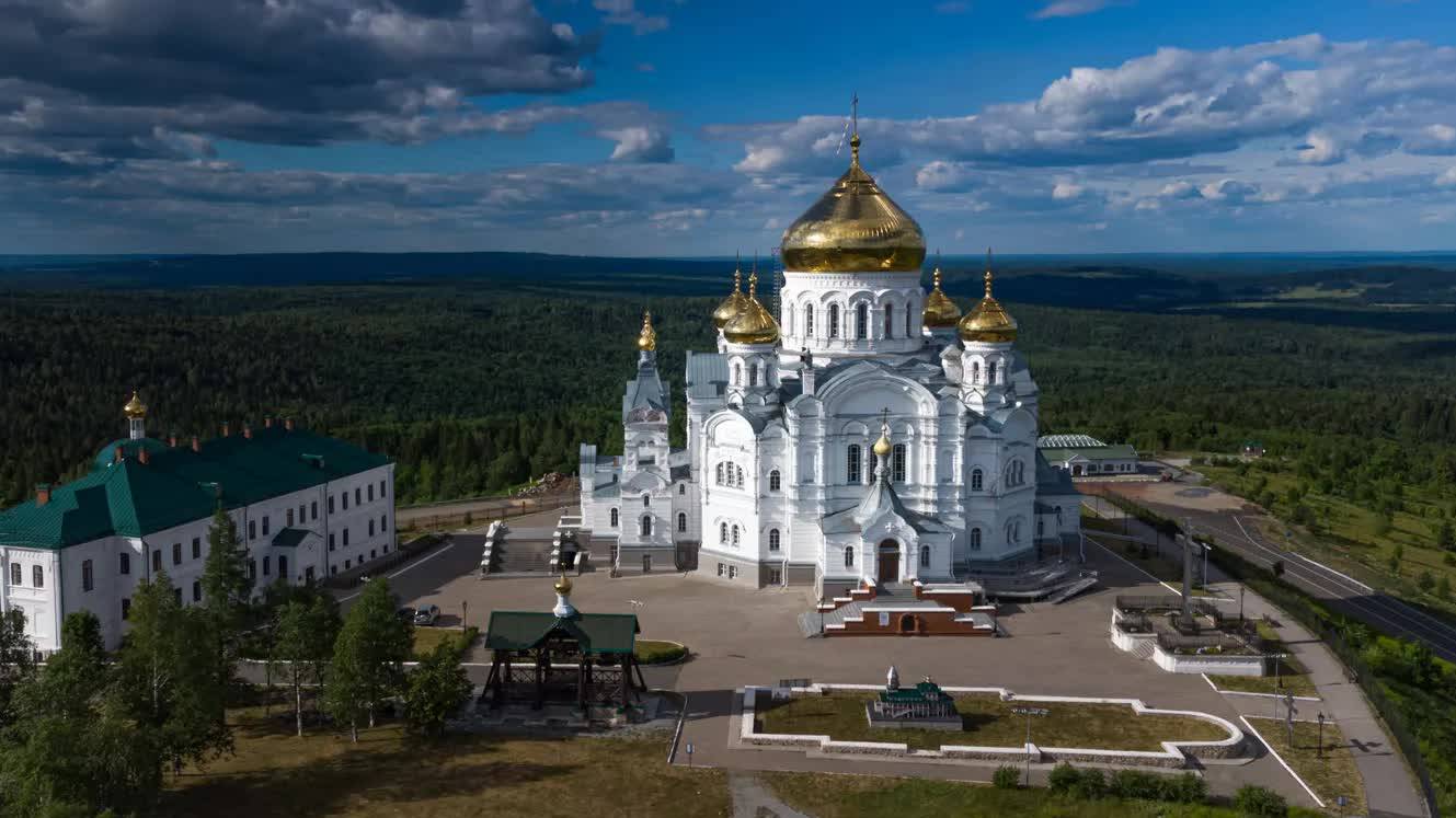 Пермский край. Белогорский Свято- Николаевский монастырь