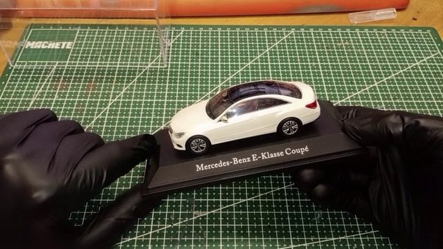 Mercedes-Benz c207 facelift kyosho