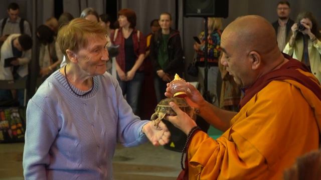 В Москве состоялась буддийская церемония благословения животных