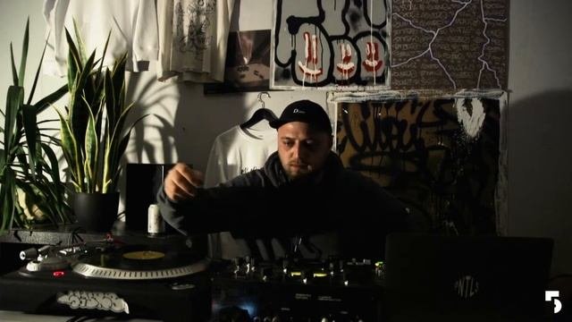 5 букв радио -  vvbb  Home 13oct2022