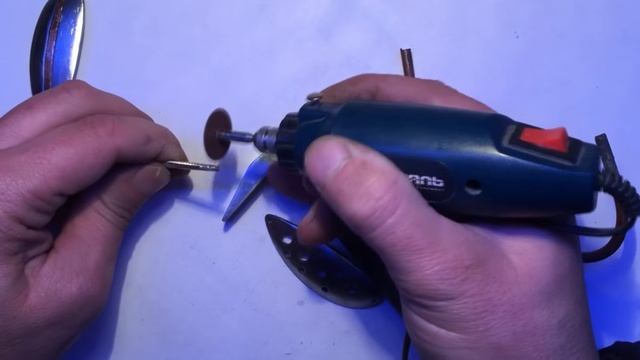 Самая уловистая блесна"КОЛЕБАЛКА" из ложки своими руками! The best bait for pike!