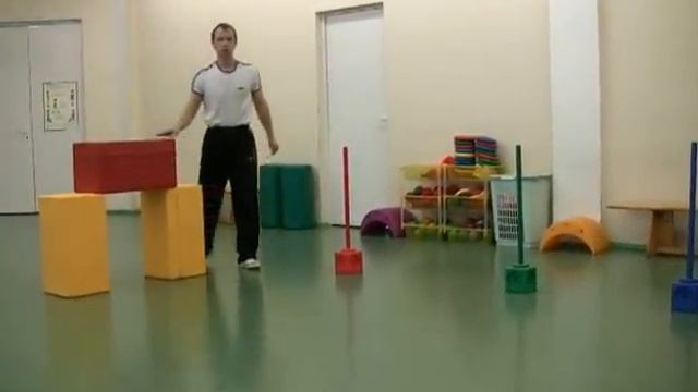 Передвижение на четвереньках