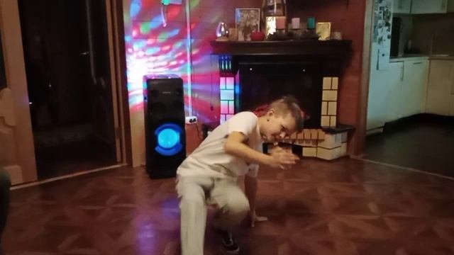Video5382055361505141450