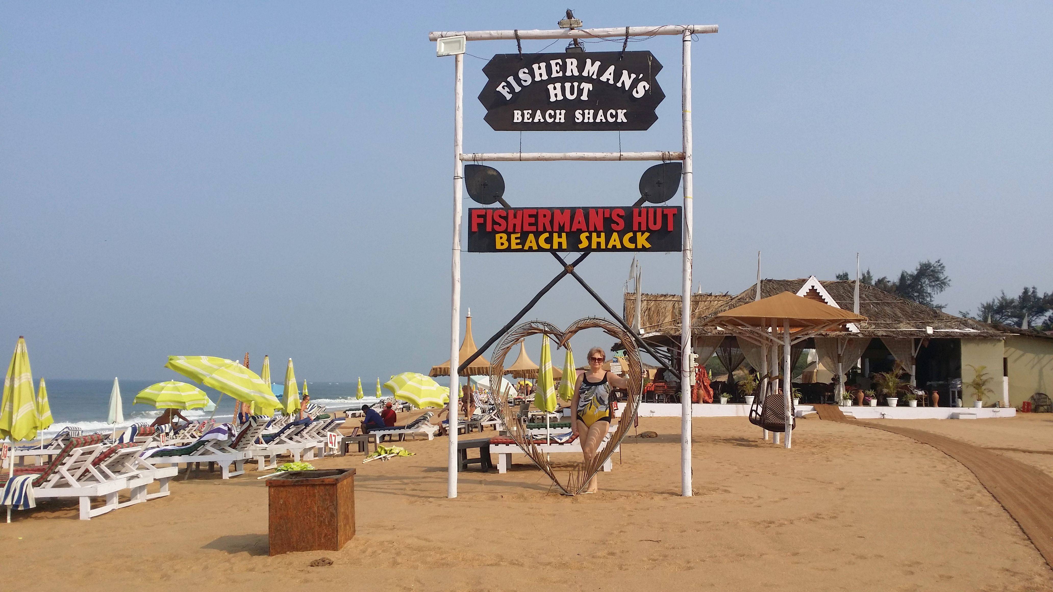 ГОА-24г. Отель "Santana Beach Resort"  Сколько врем. дойти до пляжа и назад. Напитки за лежак и зонт