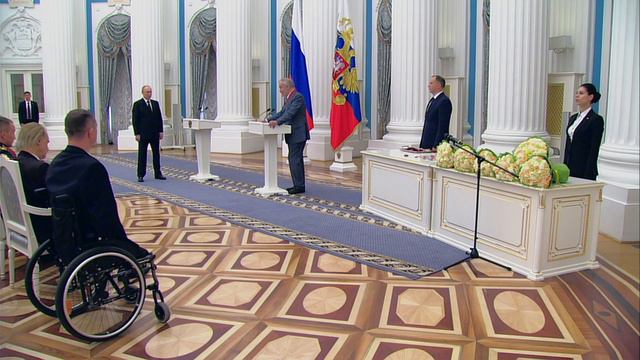"Многое будет сделано!": Гергиев заверил Путина, что коллективы театров многое делают для России