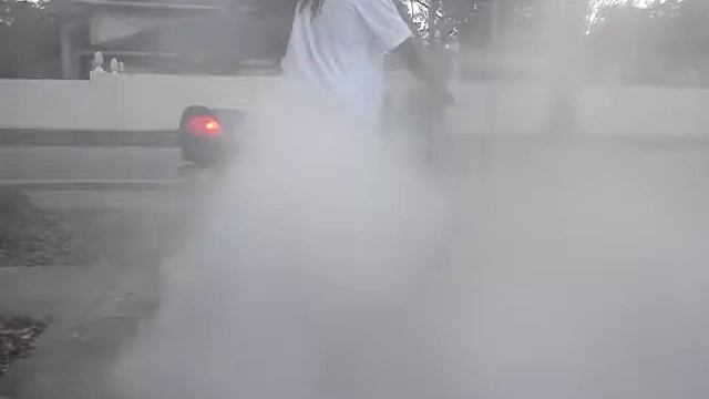 1998 Suzuki Bandit GSF600 burnout