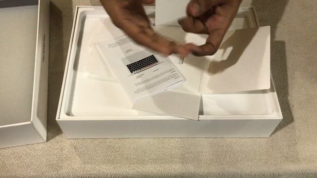 NEW! 2019 MACBOOK PRO 13" TOUCH BAR Model Unboxing