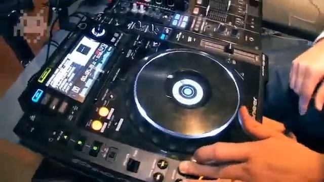 How to Set Up Serato HID control on the CDJ-2000 with Joachim Garraud