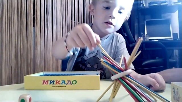 Чудо-рюкзак в действии. Играем в микадо