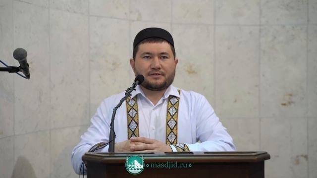 Праздничный Ид-Намаз в Центральной Джума-Мечети г. Махачкала