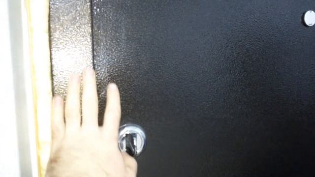 Повышенная влажность в гараже. Осушитель воздуха Ballu BDH-35l.