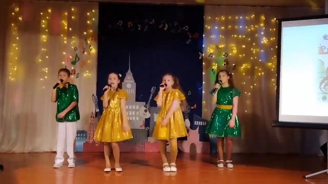 Ансамбль "Веселые нотки"