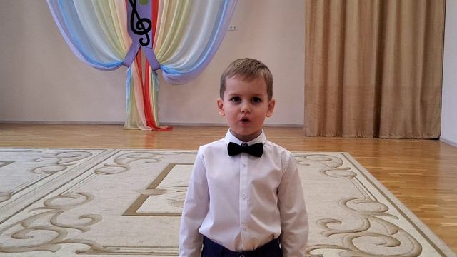 Славутский Лев_5 лет_Песенка юных космонавтов