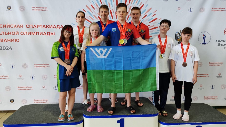Югорские пловцы завоевали 18 медалей на соревнованиях в Пензе