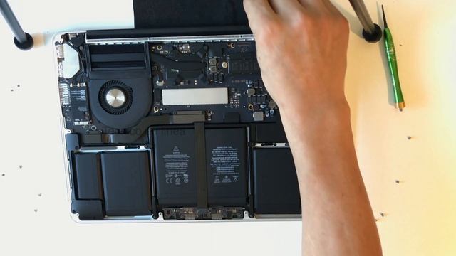 How to change the SSD of your Macbook Pro Retina - Cambia el SSD de tu MacBook Pro Retina